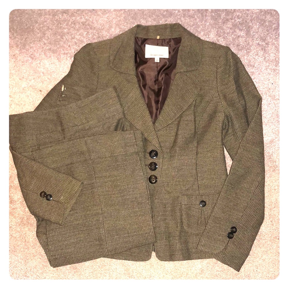 Suit